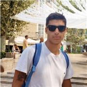 Ex studente del liceo classico innamorato della matematica, trasmetterò tutta la mia passione!